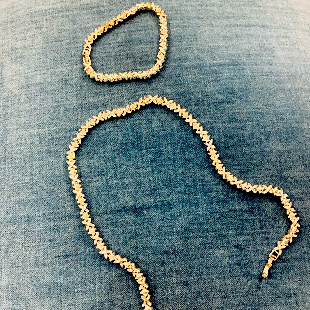 Premier necklace and bracelet!!  ✨🌟💫